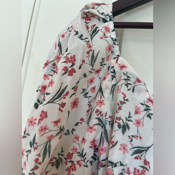 NWT Minkpink Cropped Floral Puff Sleeve Top - Picture 4 of 6